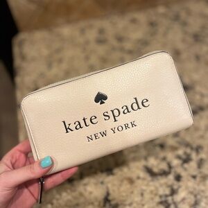 Kate Spade Ella Large Zip Around Wallet